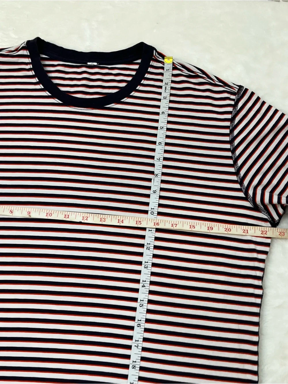 Lululemon Mens 5 Year Basic Tee Shirt Blue White Red Stripe Size Large - Picture 3 of 4